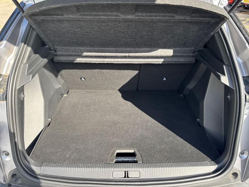 Used Peugeot 2008 2020 for sale - 77910539: Photo 25