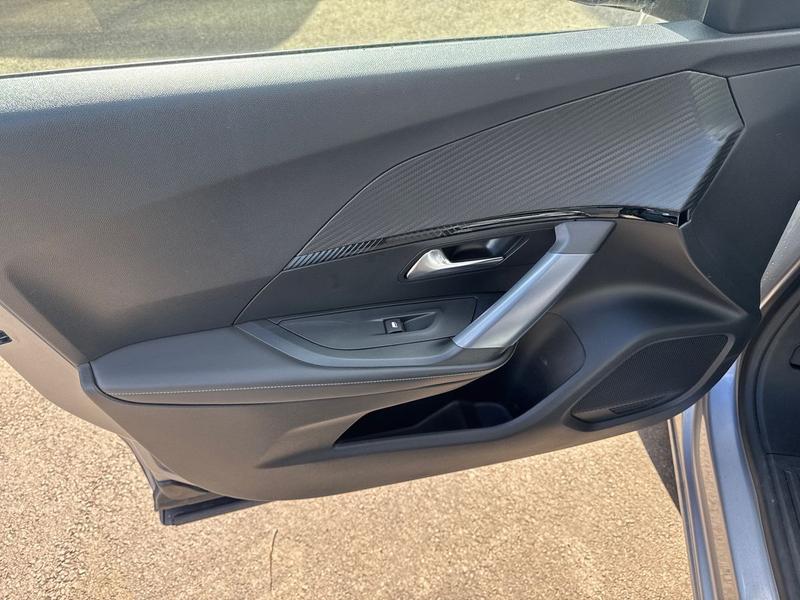 Used Peugeot 2008 2020 for sale - 77910539: Photo 27