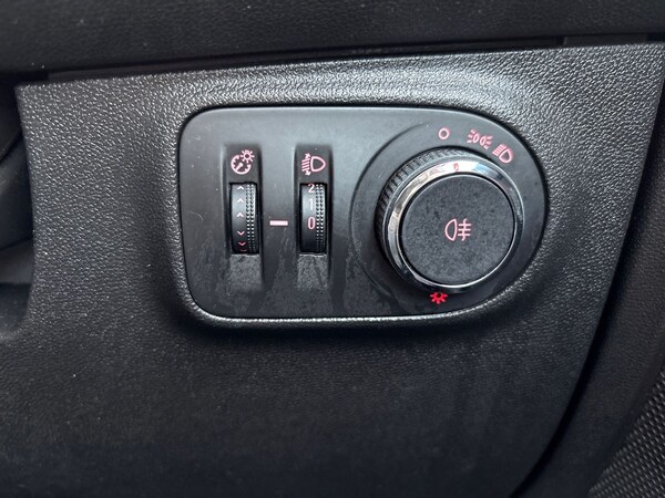 Used Vauxhall ADAM 2019 for sale - 76290029: Photo 31