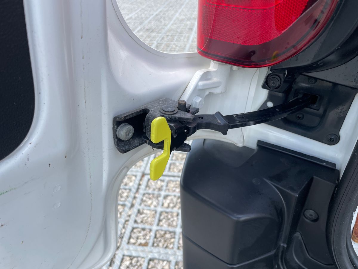 Vehicle 27