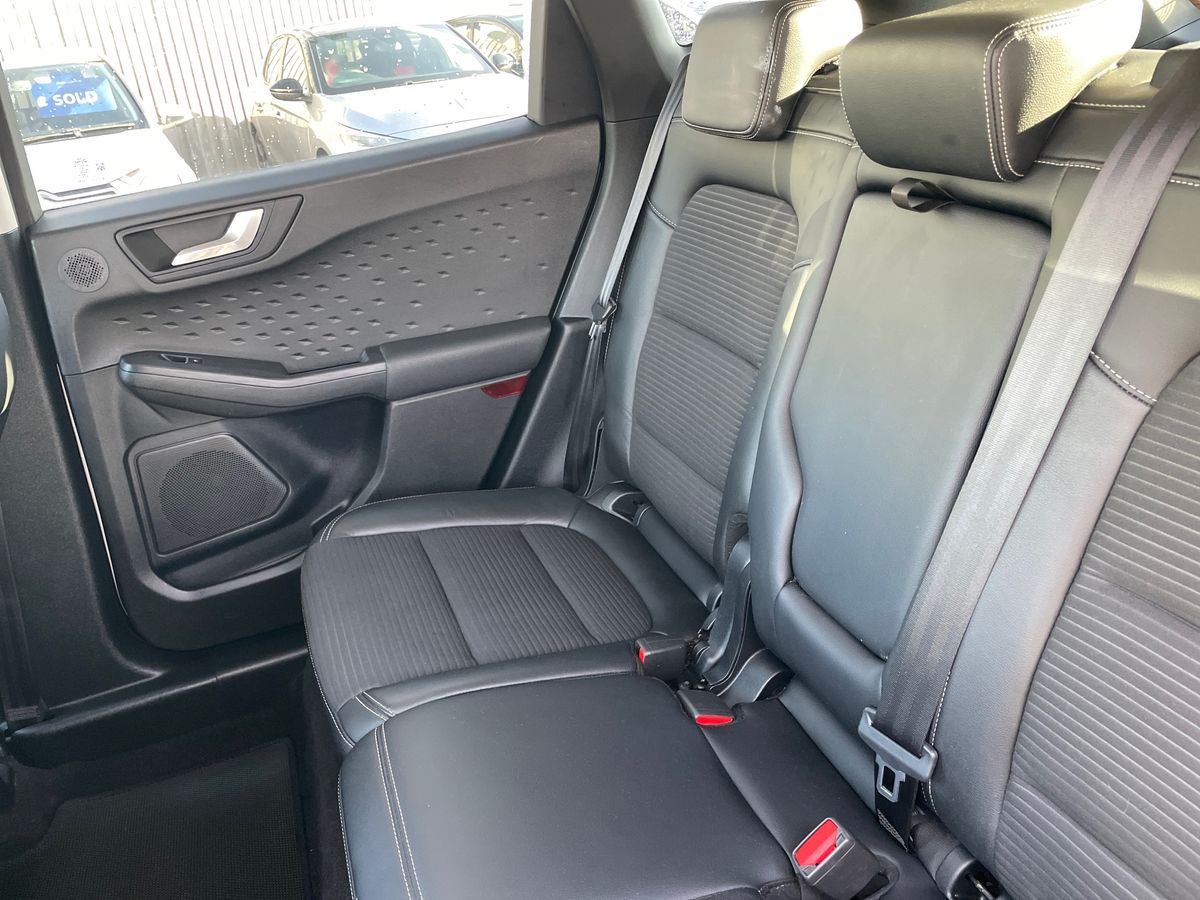 Used Ford Kuga 2025 for sale - 76669866: Photo 30