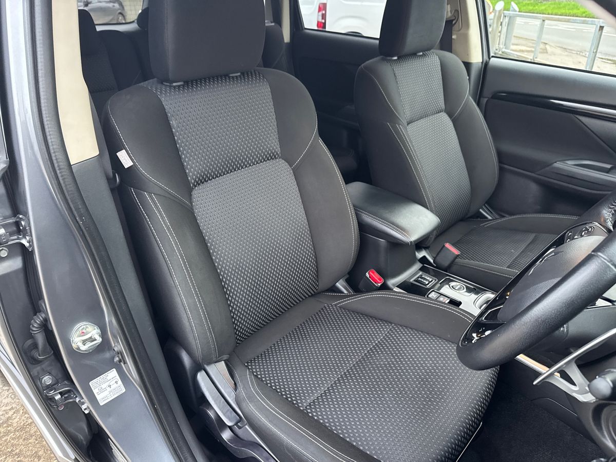 Used Mitsubishi Outlander 2021 for sale - 76474870: Photo 31