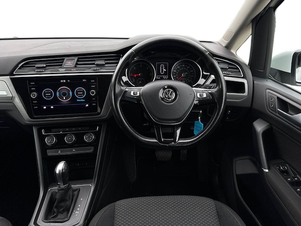Used Volkswagen Touran 2017 for sale - 76190934: Photo 12