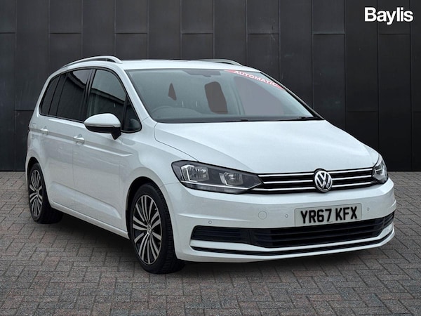 Used Volkswagen Touran 2017 for sale - 76190934: Photo 1