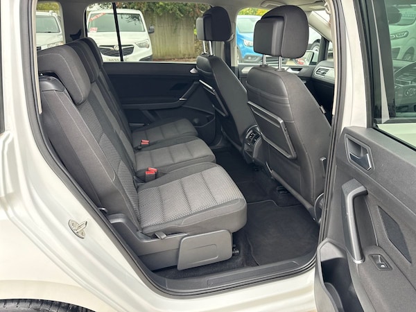 Used Volkswagen Touran 2017 for sale - 76190934: Photo 24