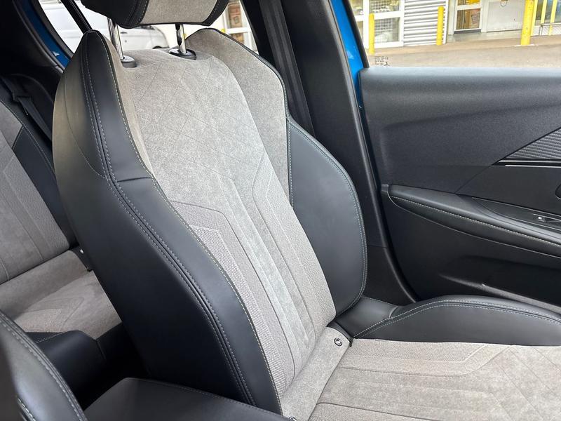 Used Peugeot 208 for sale - 77901165: Photo 32