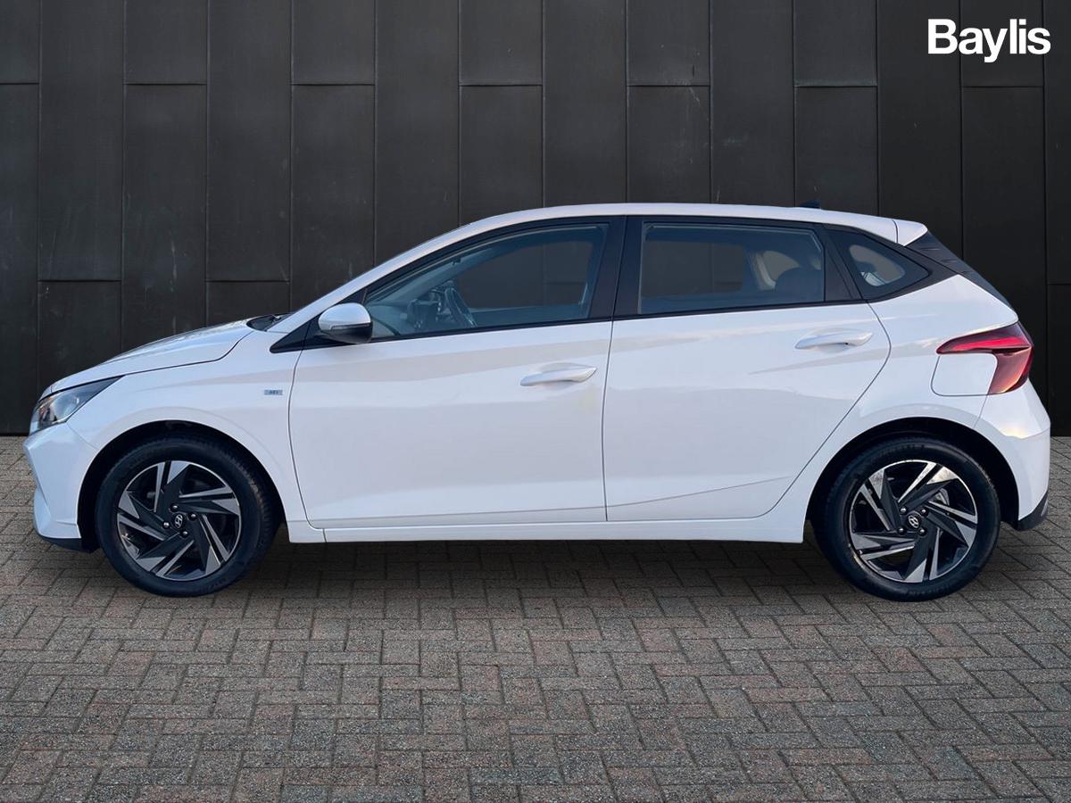 Used Hyundai i20 2021 for sale - 77122592: Photo 8