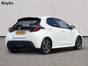 Used Toyota Yaris 2021 for sale - 78797842: Photo