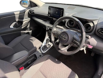 Used Toyota Yaris 2021 for sale - 78797842: Photo