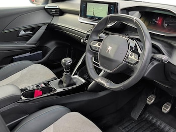 Used Peugeot 208 2021 for sale - 77910613: Photo