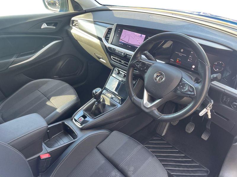 Used Vauxhall Grandland 2023 for sale - 77910232: Photo 3