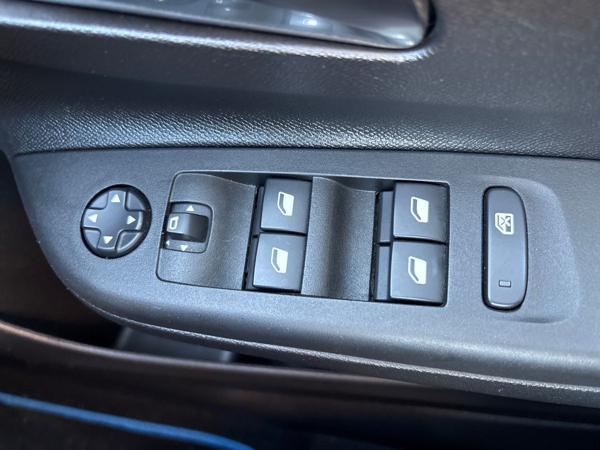 Used Vauxhall Corsa 2022 for sale - 76379478: Photo 17