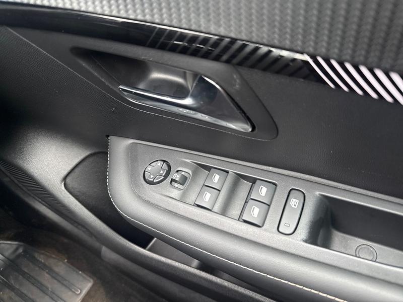 Used Peugeot 208 2024 for sale - 77910519: Photo 17