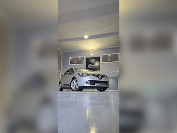 Used Renault Clio 2015 for sale - 78342081: Photo