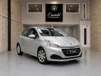 Used Peugeot 208 2016 for sale - 79430826: Photo