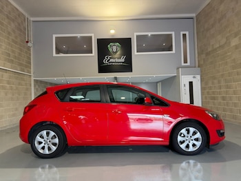 Used Vauxhall Astra 2014 for sale - 79528002: Photo