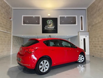 Used Vauxhall Astra 2014 for sale - 79528002: Photo