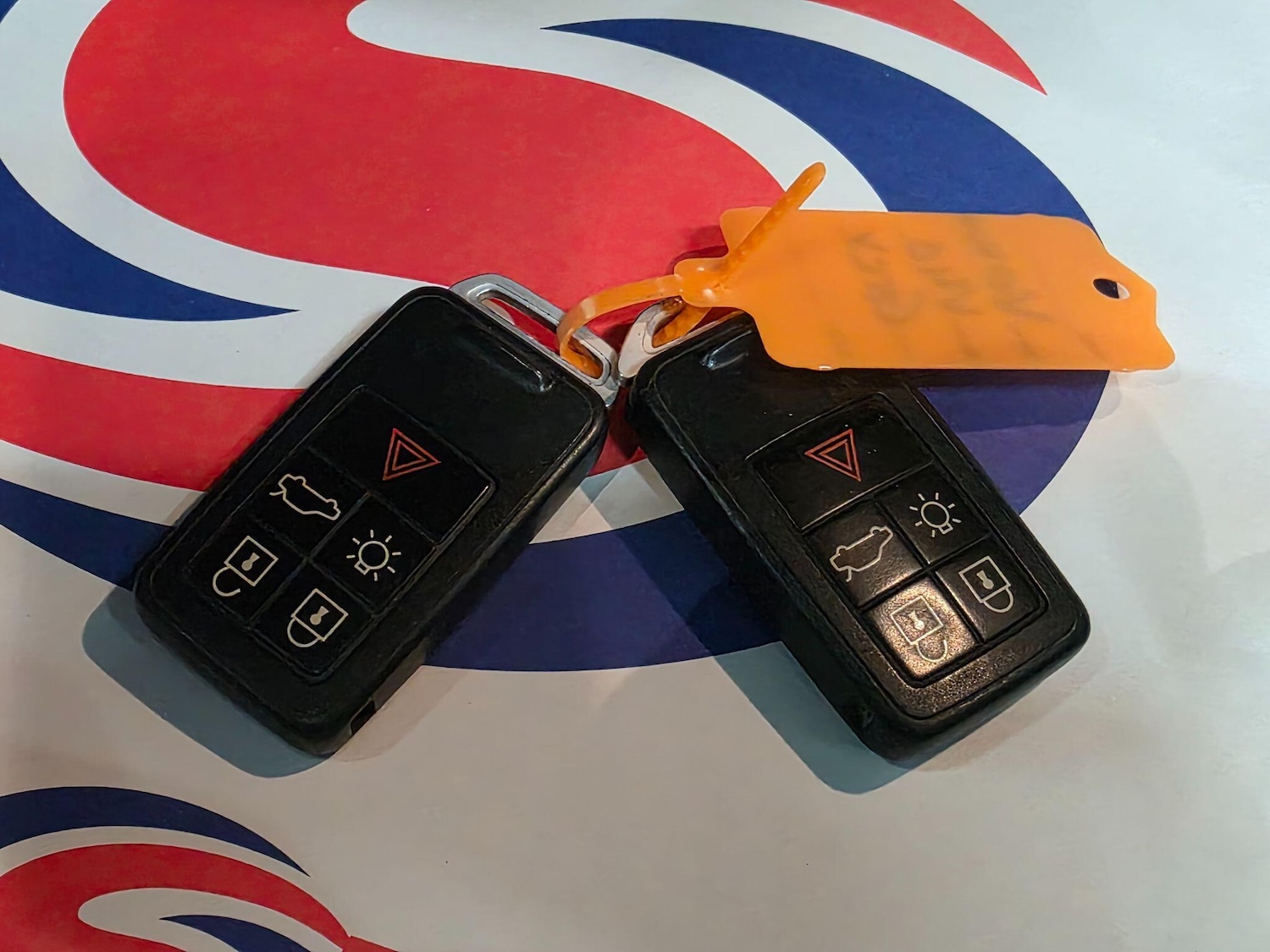 Used Volvo V40 2014 for sale - 76121620: Photo 27
