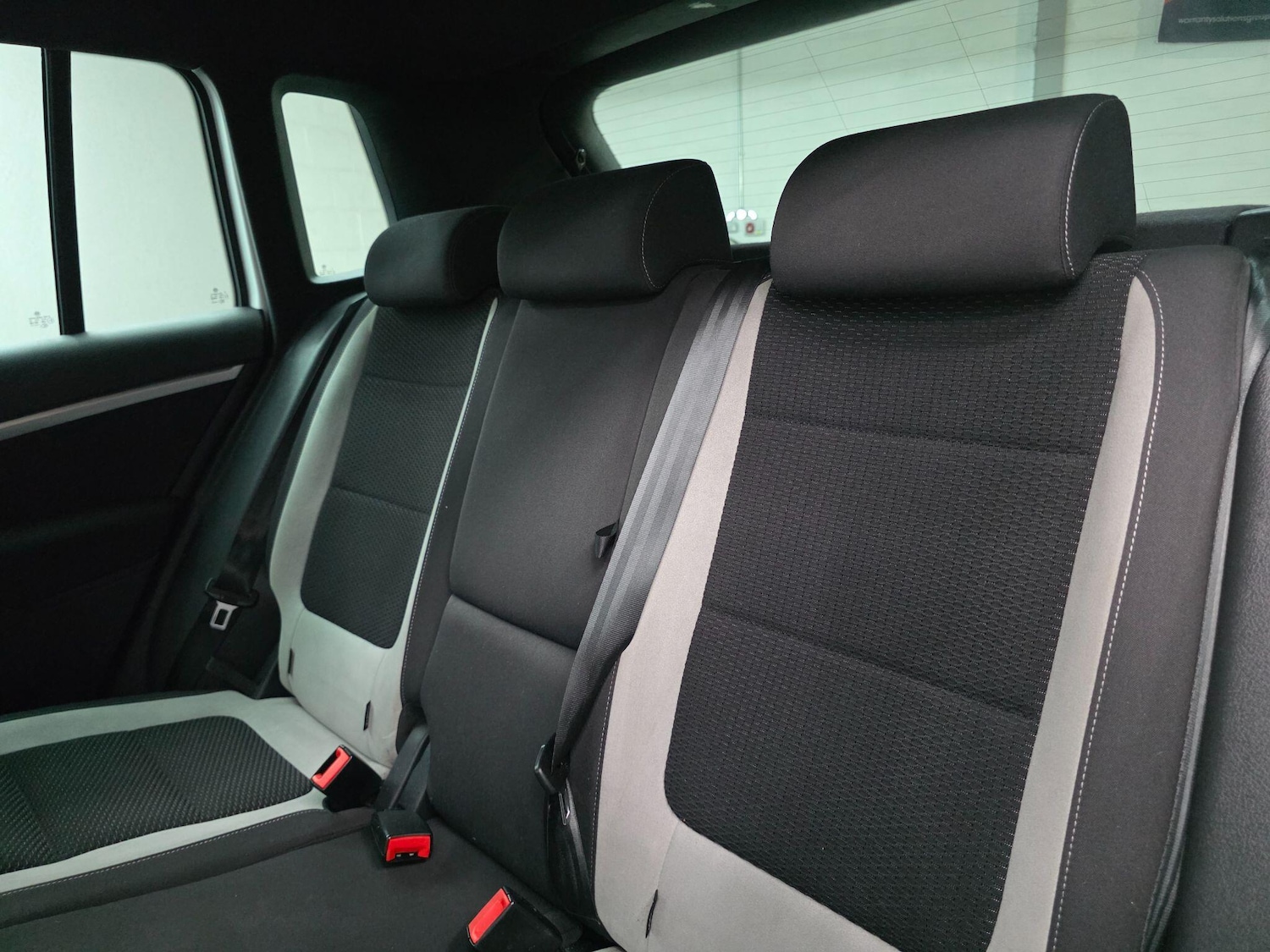 Used Volkswagen Tiguan 2015 for sale - 76550139: Photo 39