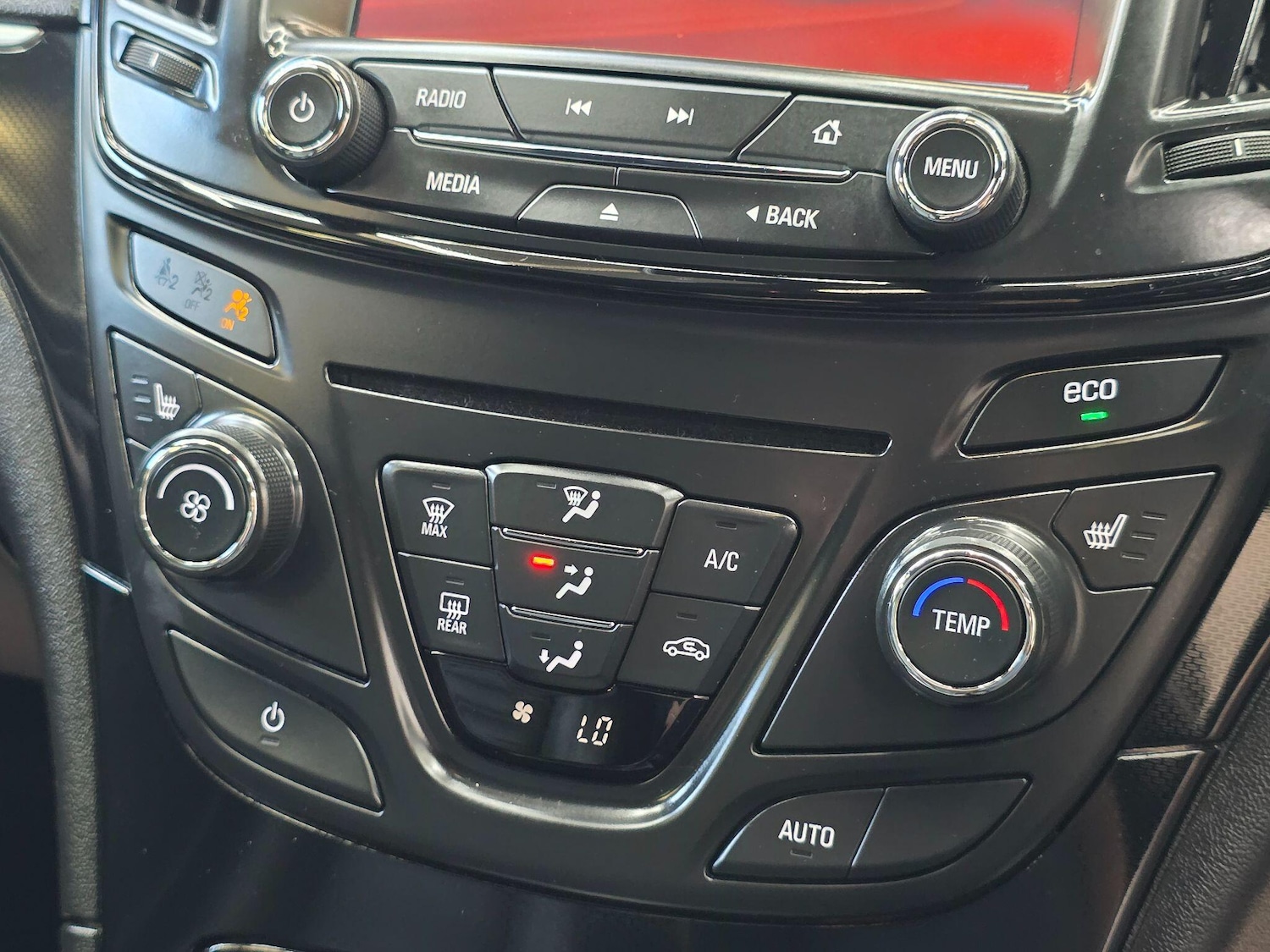 Used Vauxhall Insignia 2015 for sale - 76456994: Photo 21