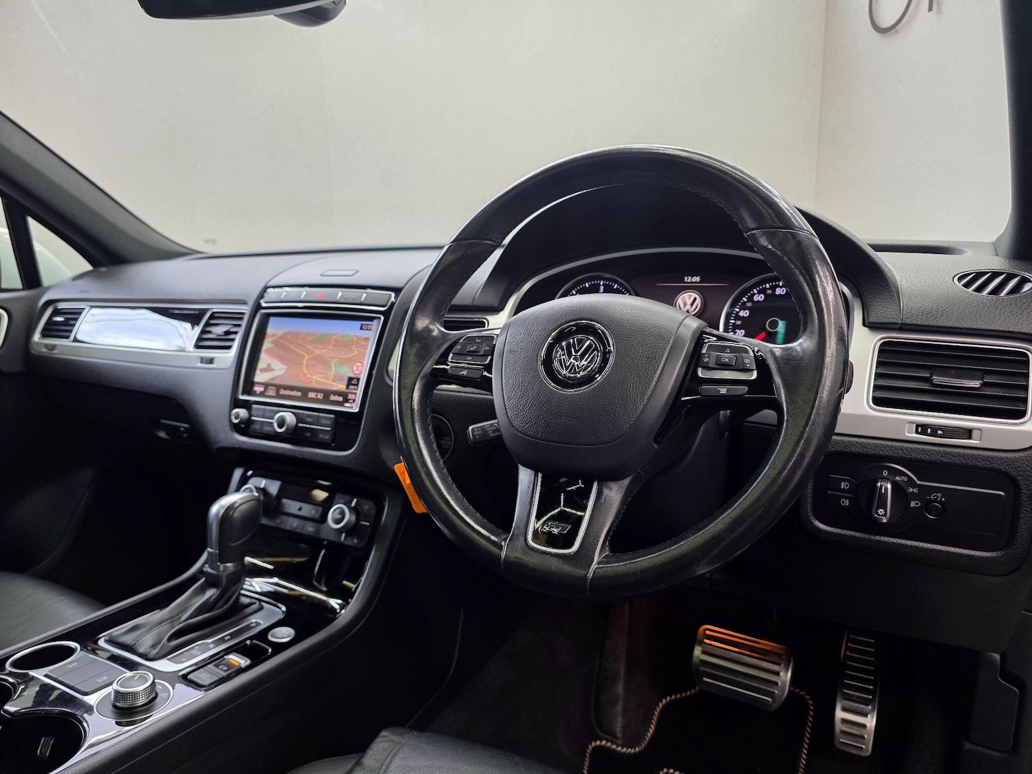 Used Volkswagen Touareg 2017 for sale - 76361118: Photo 14