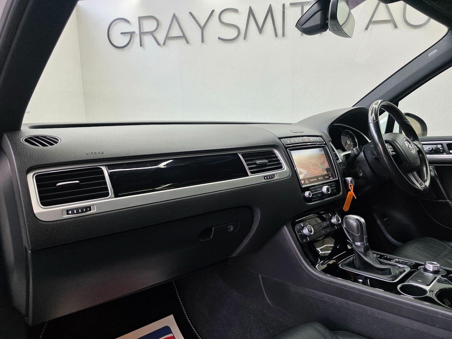 Used Volkswagen Touareg 2017 for sale - 76361118: Photo 19