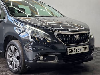 Used Peugeot 2008 2018 for sale - 79807507: Photo