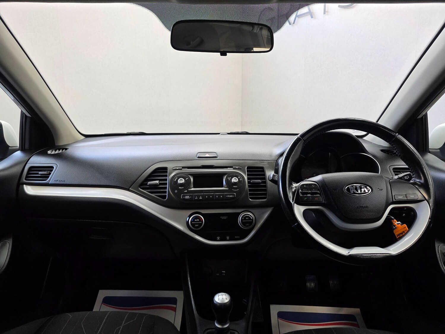 Used Kia Picanto 2015 for sale - 76336107: Photo 13