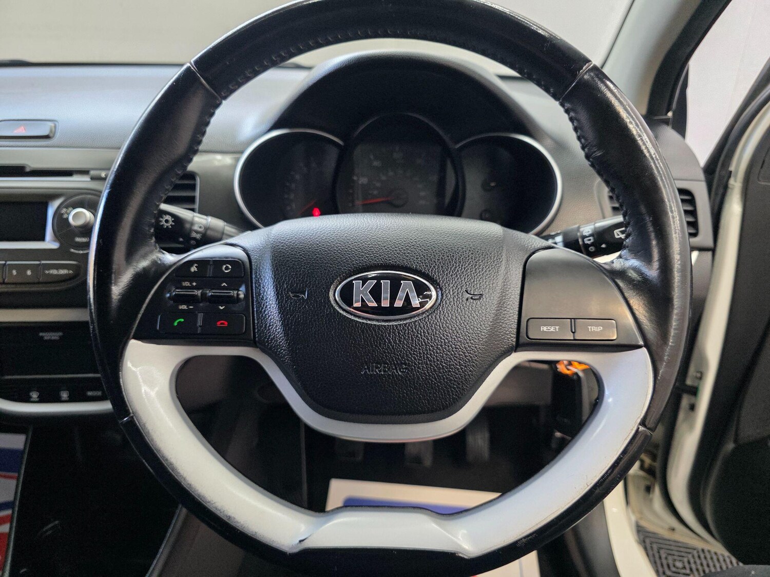 Used Kia Picanto 2015 for sale - 76336107: Photo 18