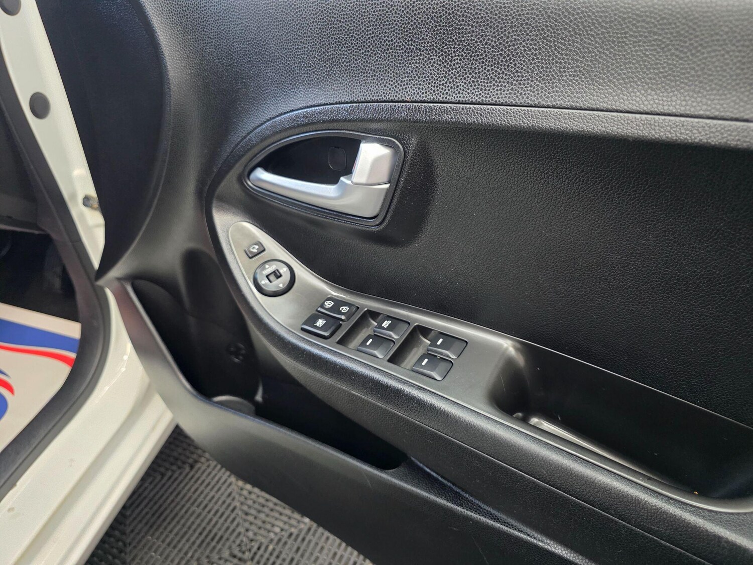 Used Kia Picanto 2015 for sale - 76336107: Photo 24