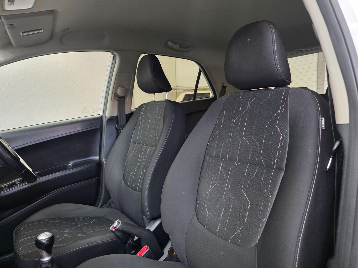 Used Kia Picanto 2015 for sale - 76336107: Photo 25