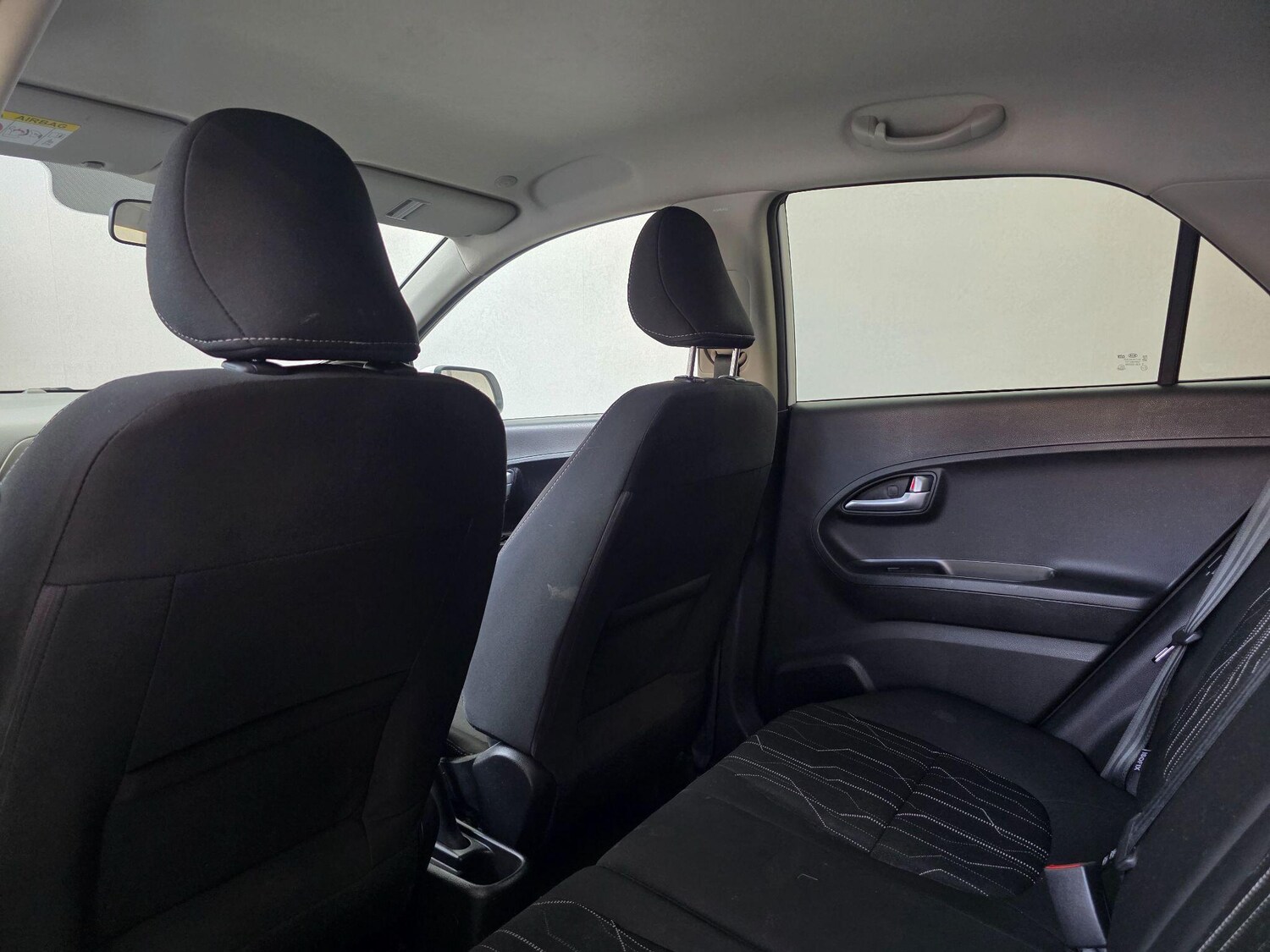 Used Kia Picanto 2015 for sale - 76336107: Photo 27