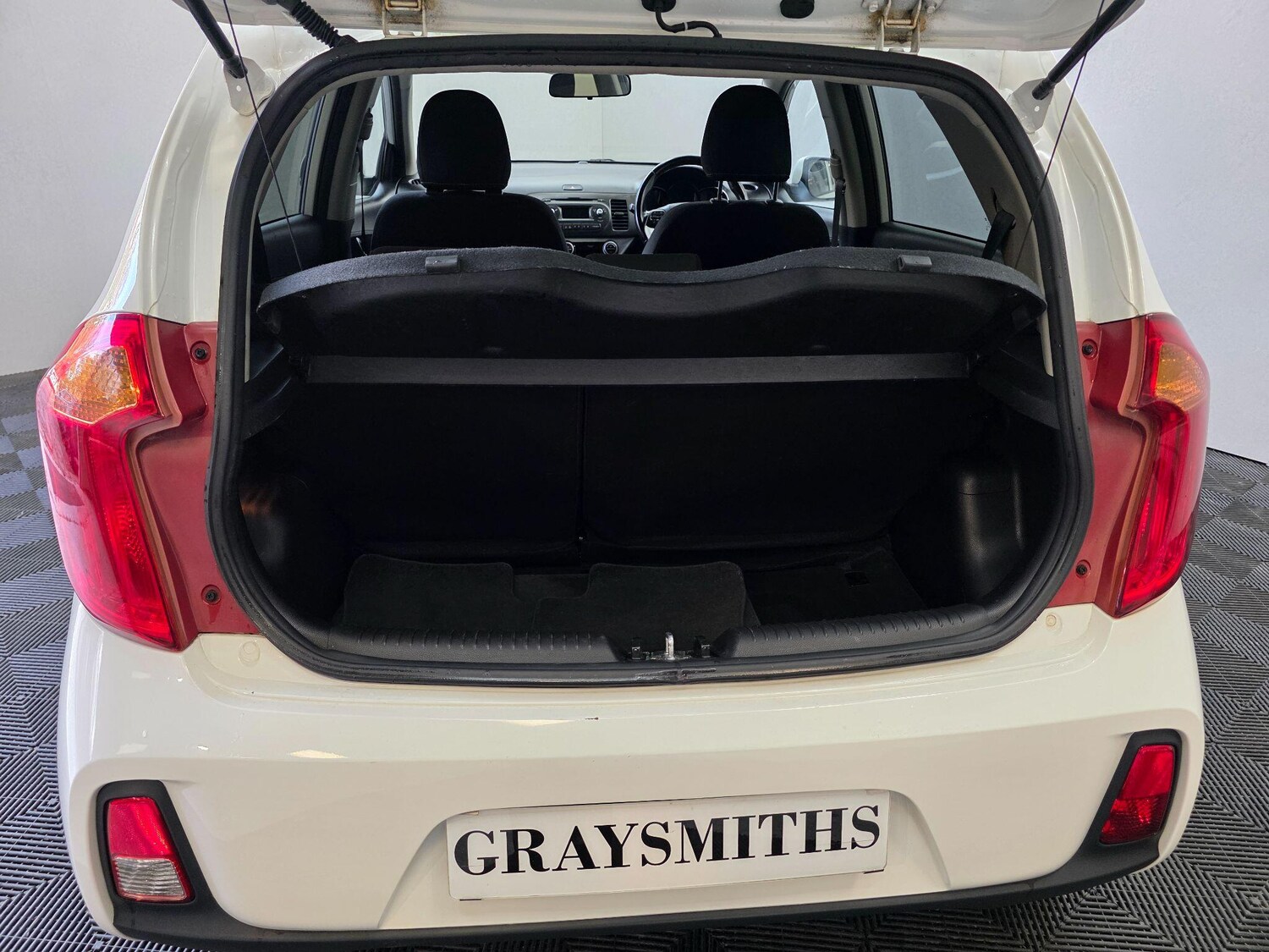 Used Kia Picanto 2015 for sale - 76336107: Photo 9