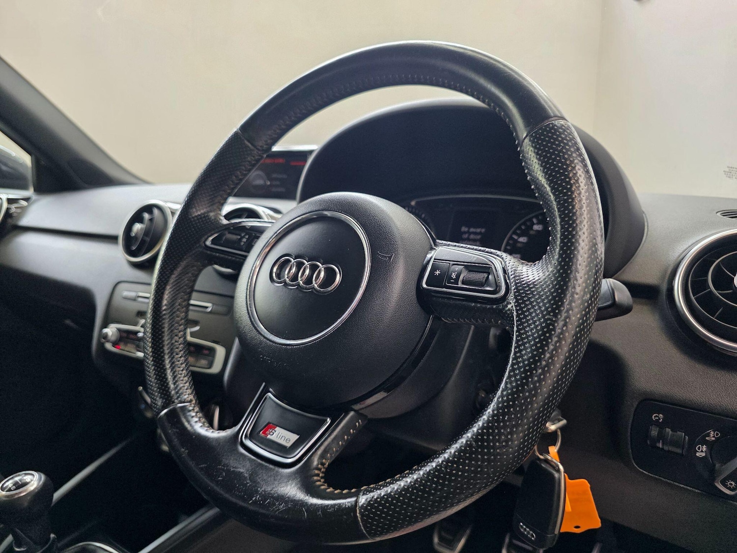 Used Audi A1 2015 for sale - 76104010: Photo 13