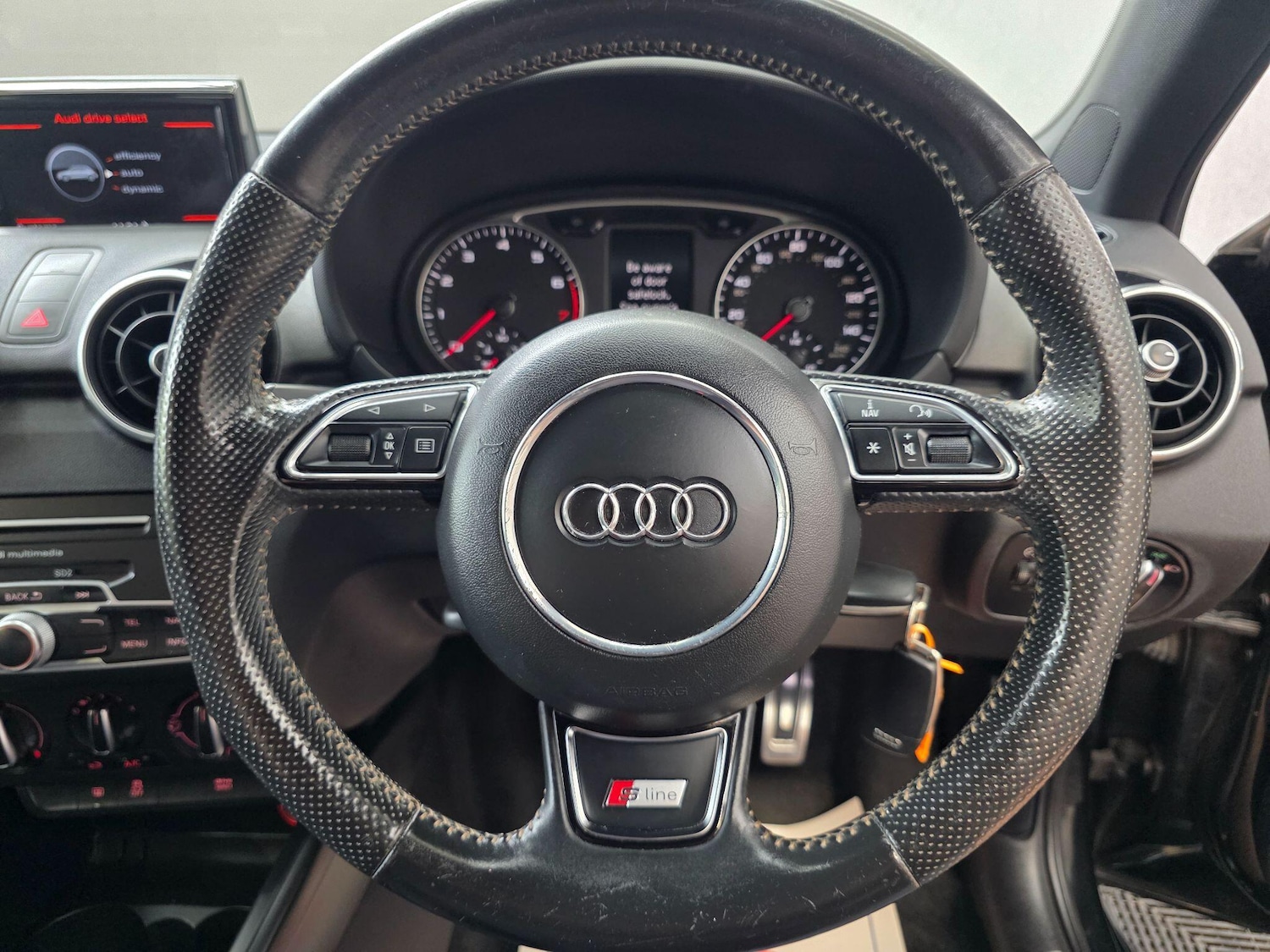 Used Audi A1 2015 for sale - 76104010: Photo 23