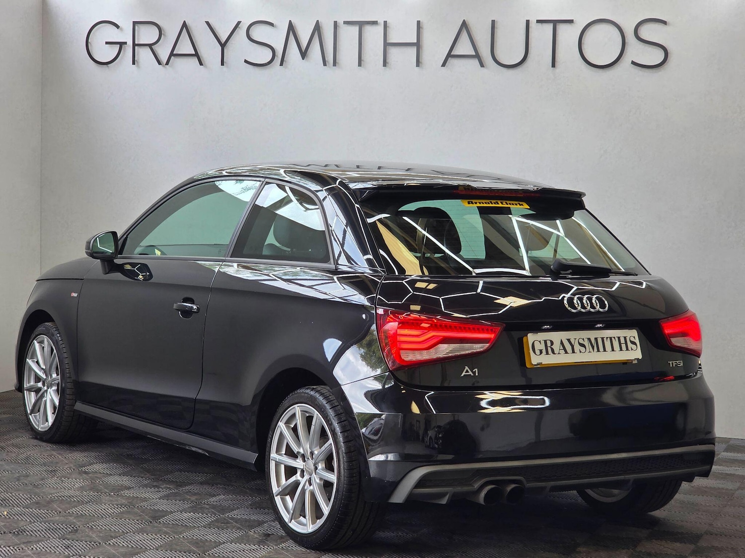 Used Audi A1 2015 for sale - 76104010: Photo 3