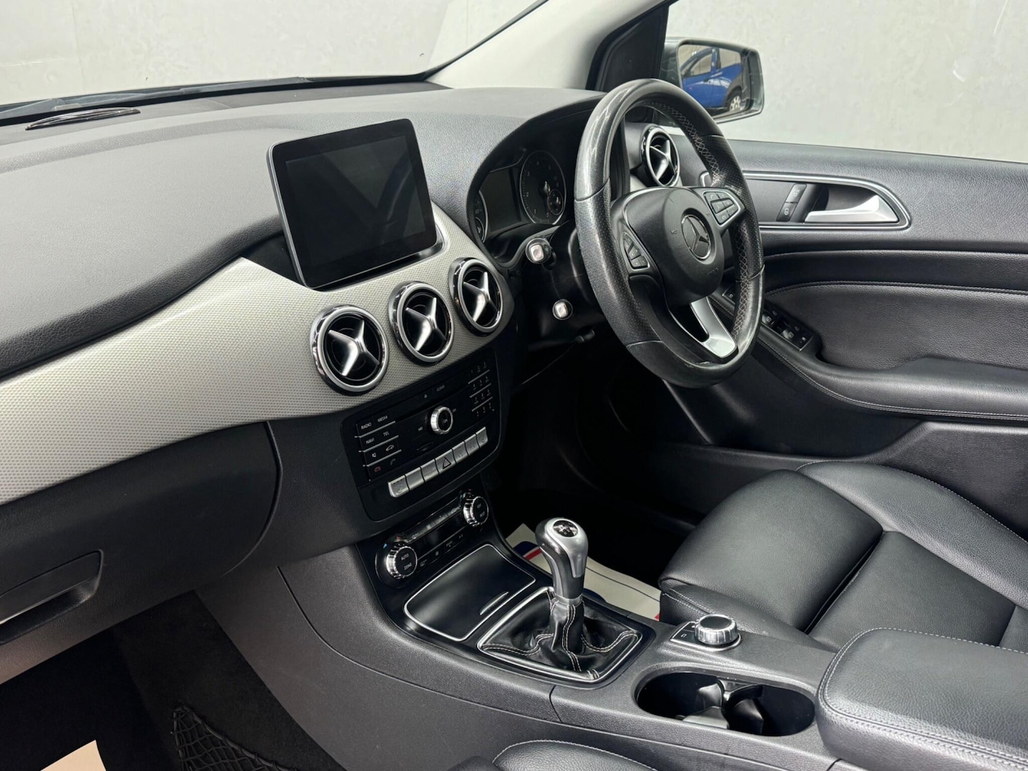 Used Mercedes-Benz B Class 2017 for sale - 76104008: Photo 13