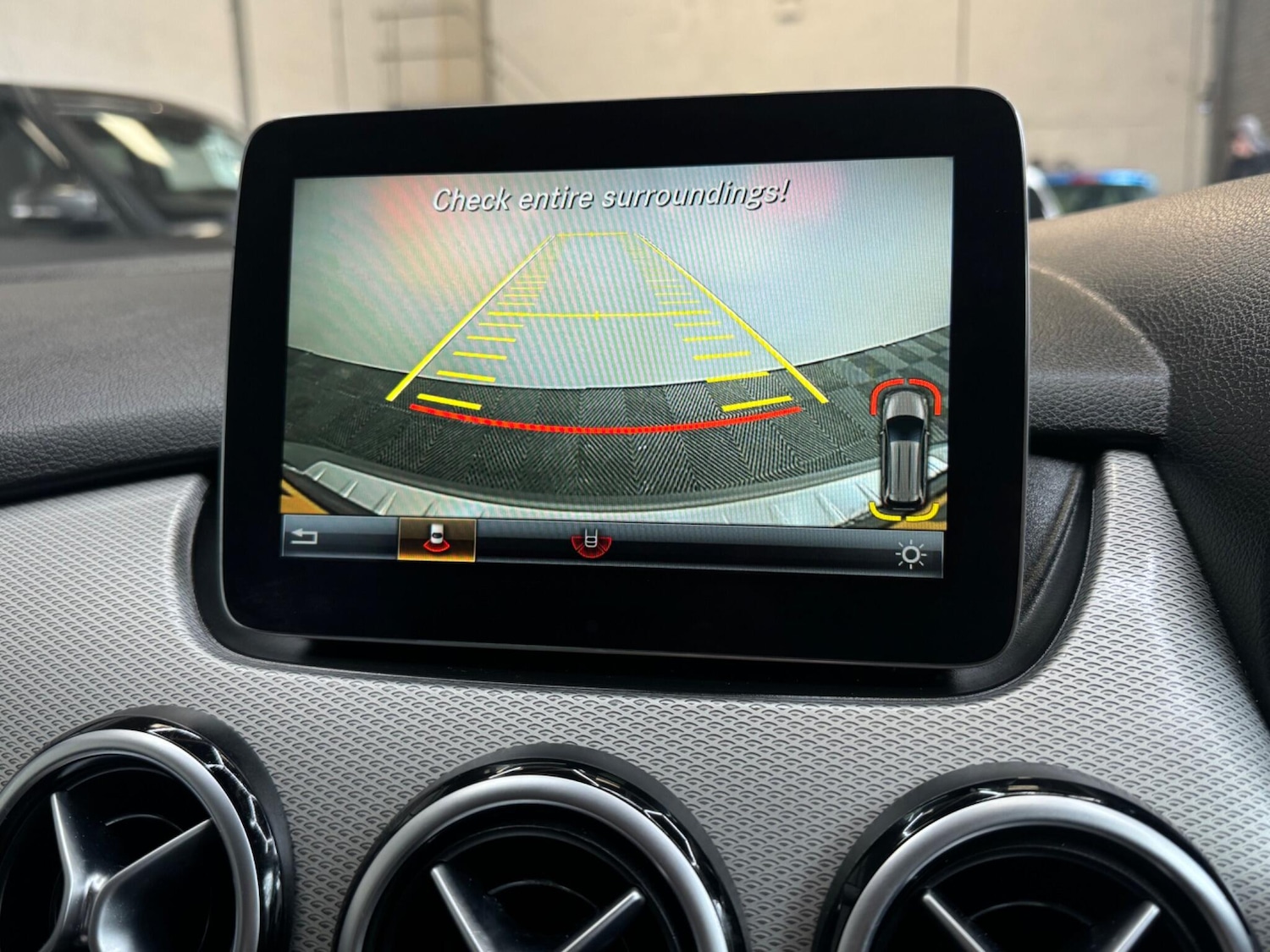 Used Mercedes-Benz B Class 2017 for sale - 76104008: Photo 19