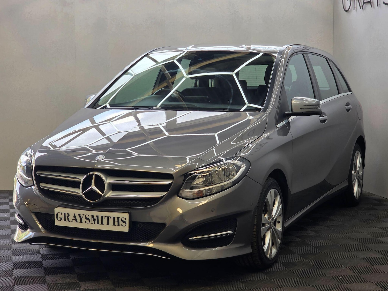Used Mercedes-Benz B Class 2017 for sale - 76104008: Photo 6