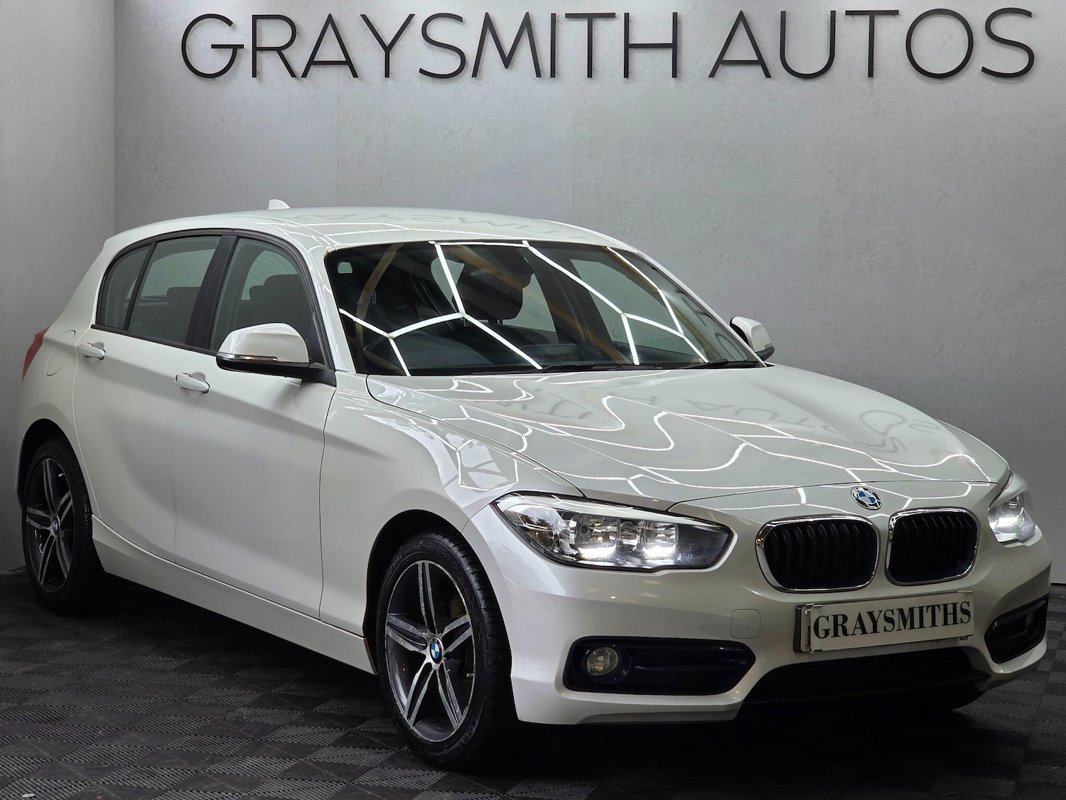 Used BMW 1 Series 2017 for sale - 76499690: Photo 1