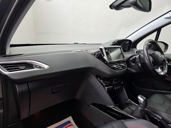 Used Peugeot 2008 2017 for sale - 76174850: Photo 15