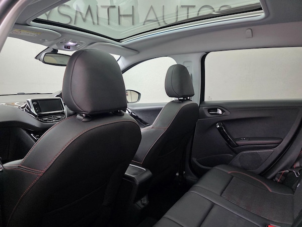 Used Peugeot 2008 2017 for sale - 76174850: Photo 17
