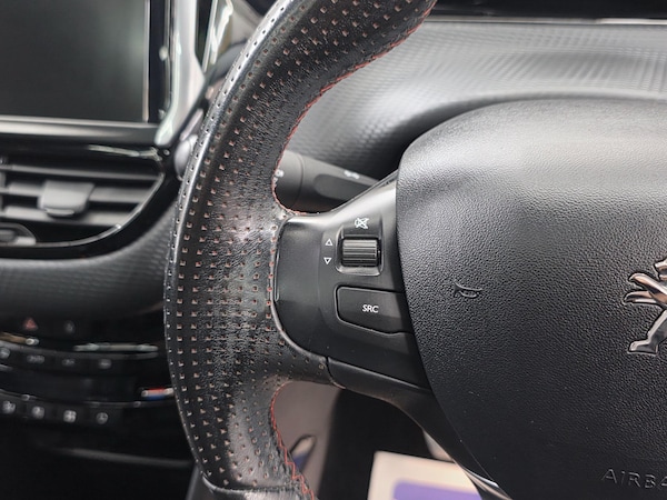 Used Peugeot 2008 2017 for sale - 76174850: Photo 29