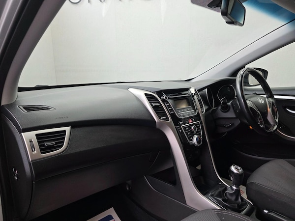 Used Hyundai i30 2017 for sale - 76174737: Photo 14