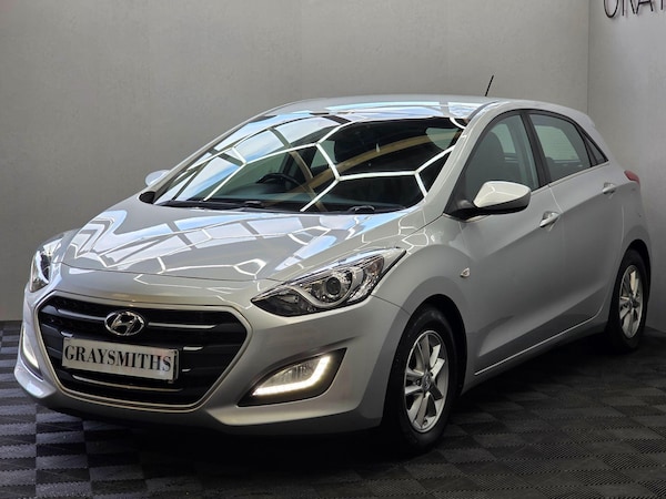 Used Hyundai i30 2017 for sale - 76174737: Photo 5