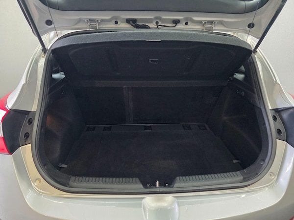 Used Hyundai i30 2017 for sale - 76174737: Photo 9