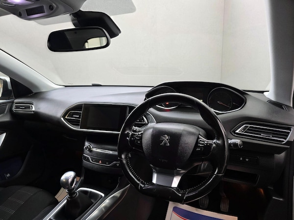 Used Peugeot 308 2015 for sale - 76174768: Photo 12