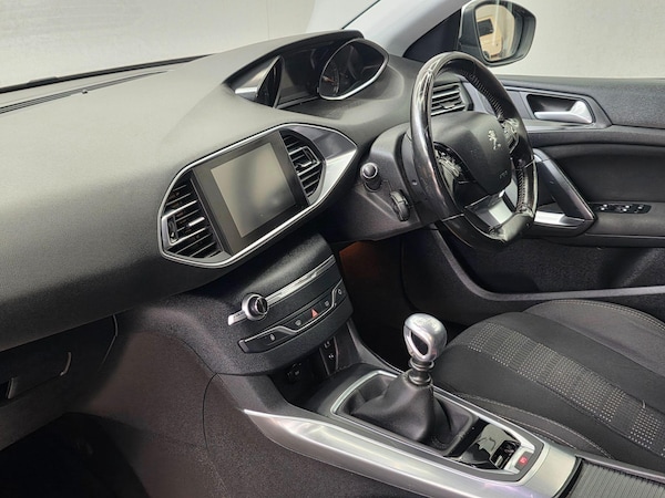 Used Peugeot 308 2015 for sale - 76174768: Photo 16