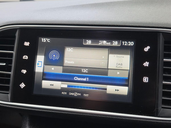 Used Peugeot 308 2015 for sale - 76174768: Photo 20