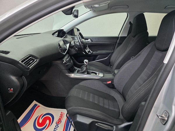 Used Peugeot 308 2015 for sale - 76174768: Photo 28